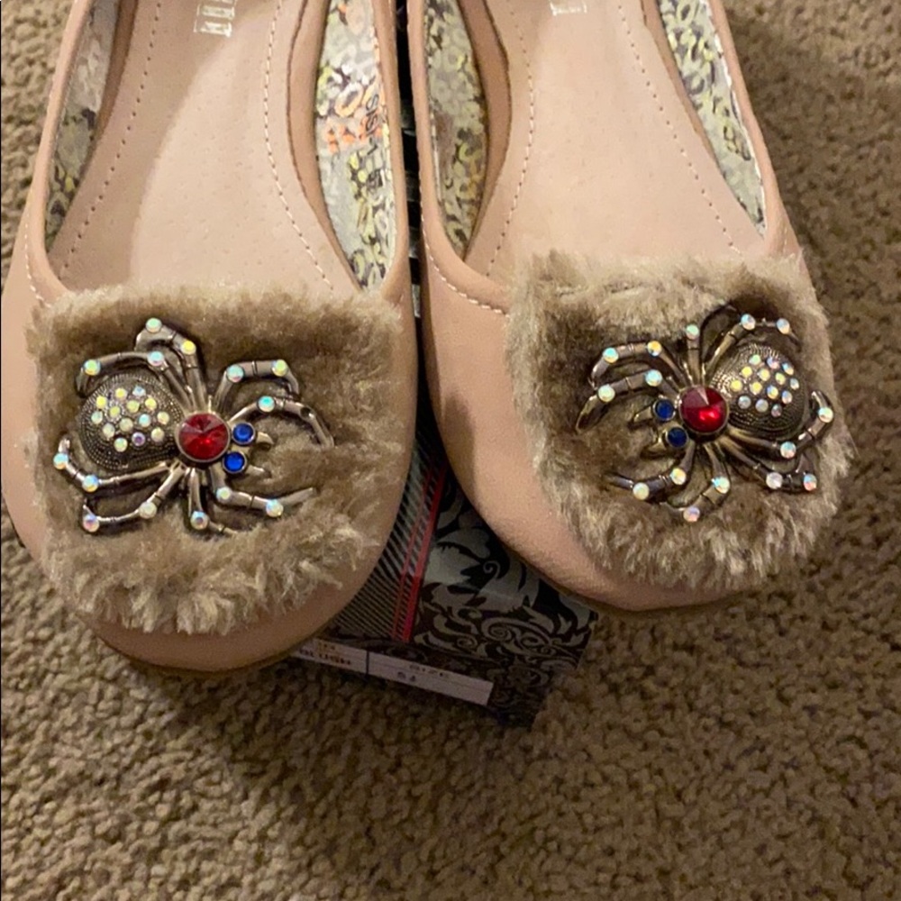 Spider flats - Picture 2 of 6